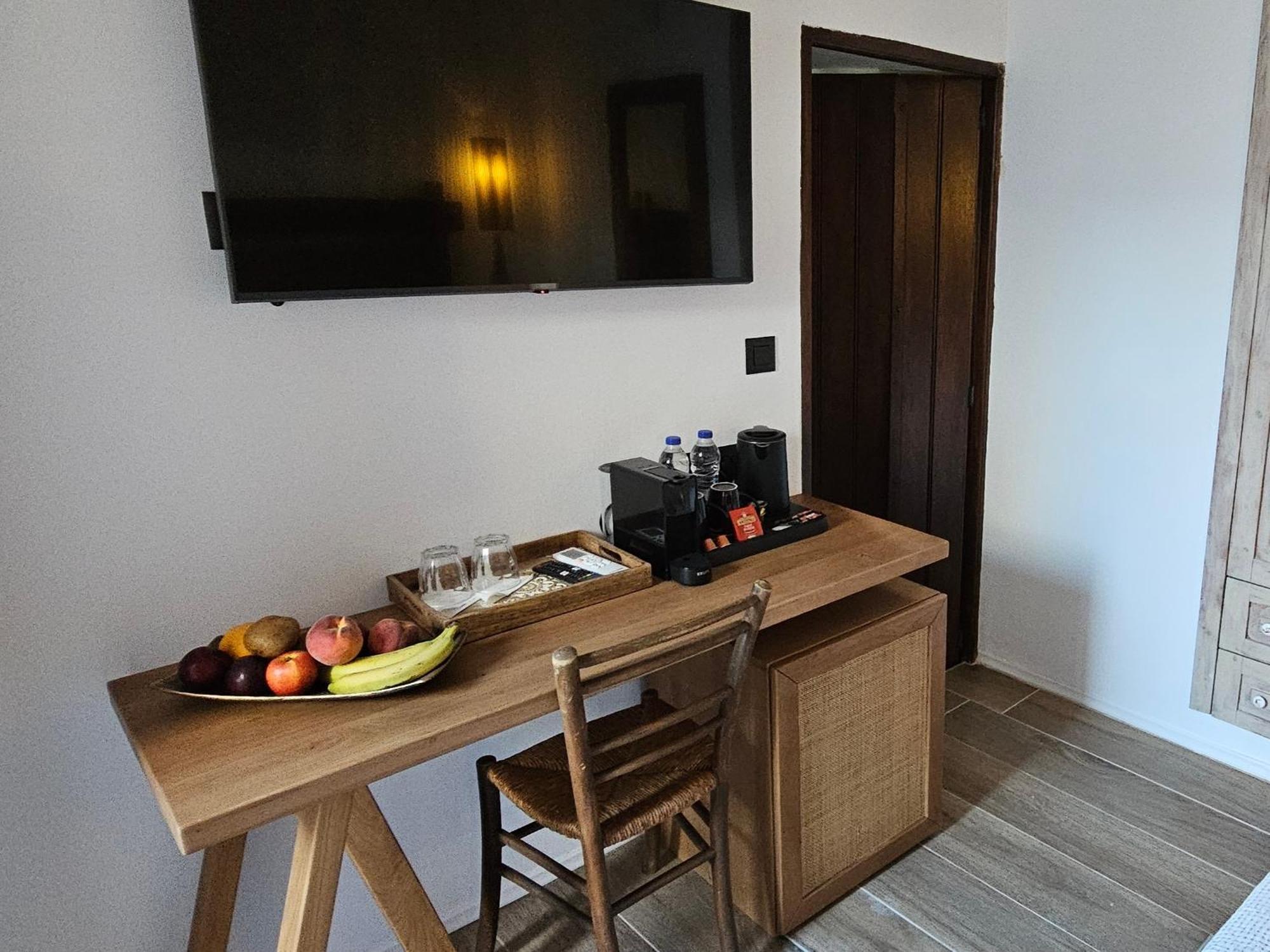 Villa Aphrodite Lindos Suites Ruang foto