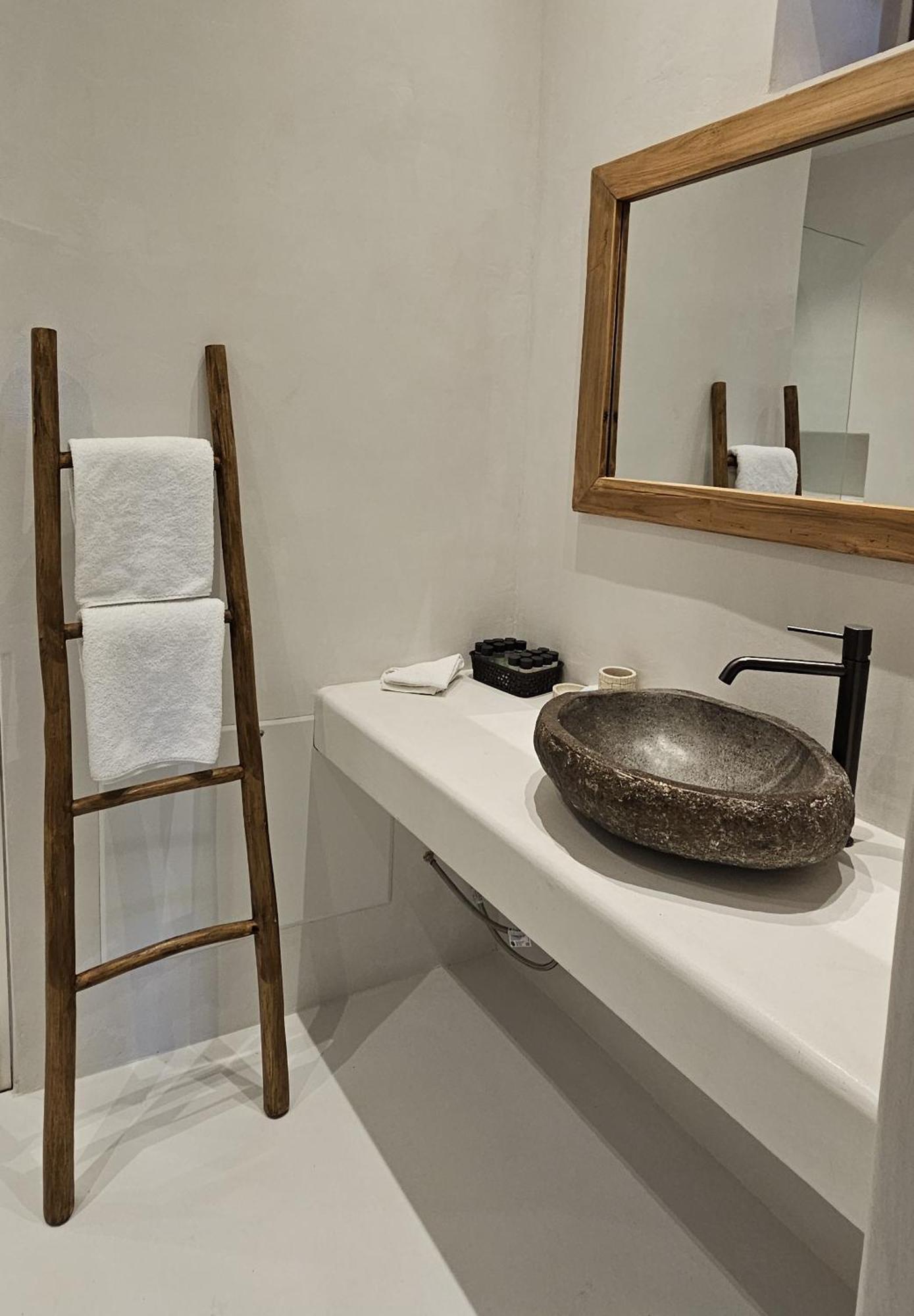 Villa Aphrodite Lindos Suites Bagian luar foto